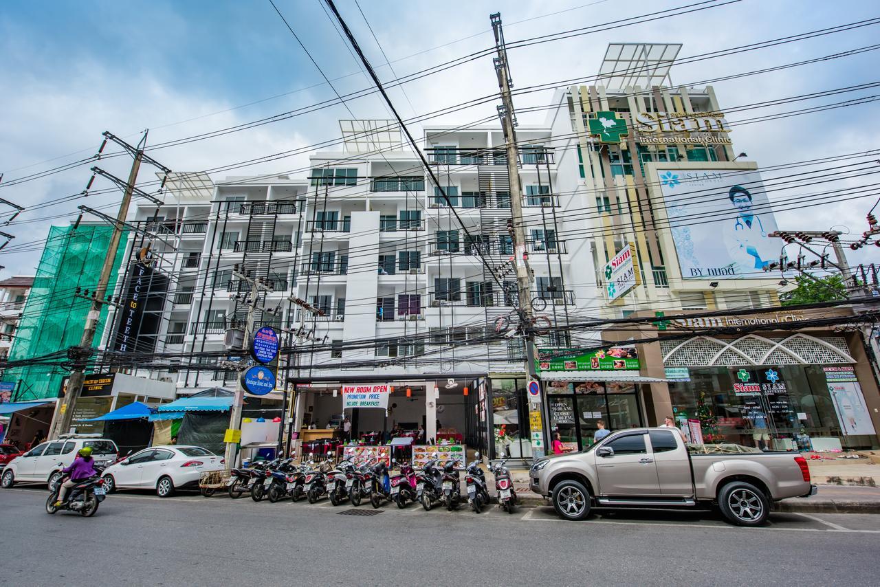 Royal Luxury Hotel Patong Exterior photo