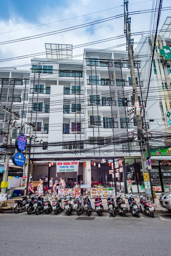 Royal Luxury Hotel Patong Exterior photo